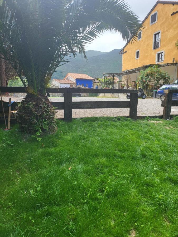 Pension Alfoz De Rondiella Piñeres Exteriör bild