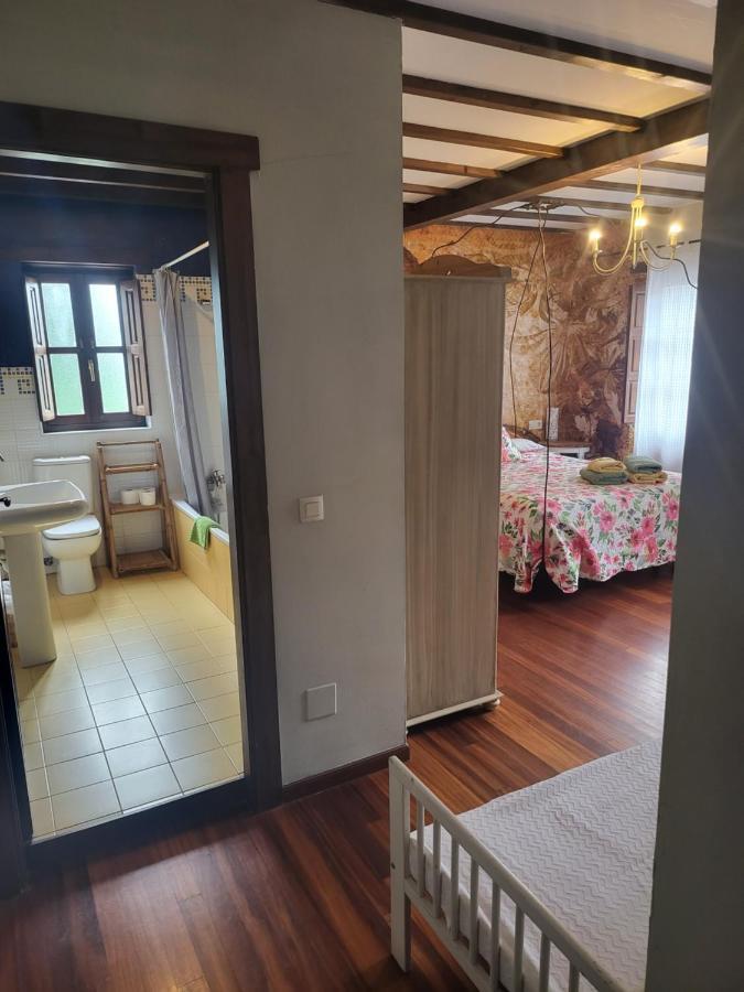 Pension Alfoz De Rondiella Piñeres Exteriör bild